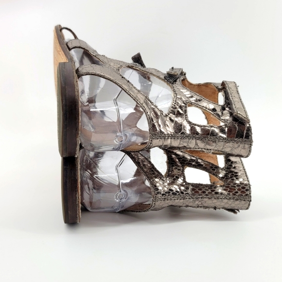 SAM EDELMAN GLADIATOR SANDALS. - Picture 3 of 7